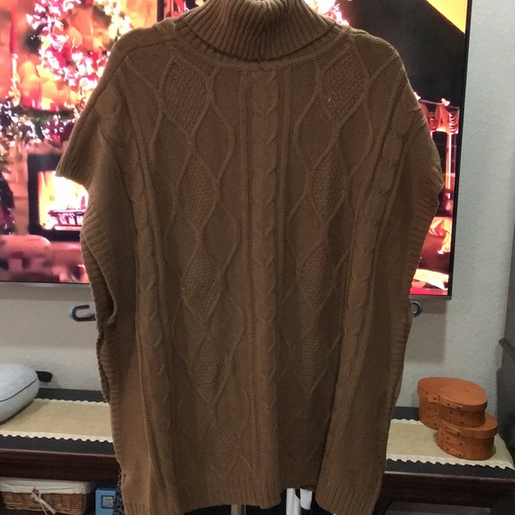 Camel Cable Knit Poncho - Picture 2 of 5